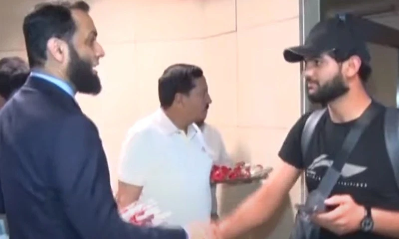 Over 150 Pakistani students return from Kyrgyzstan via special flight