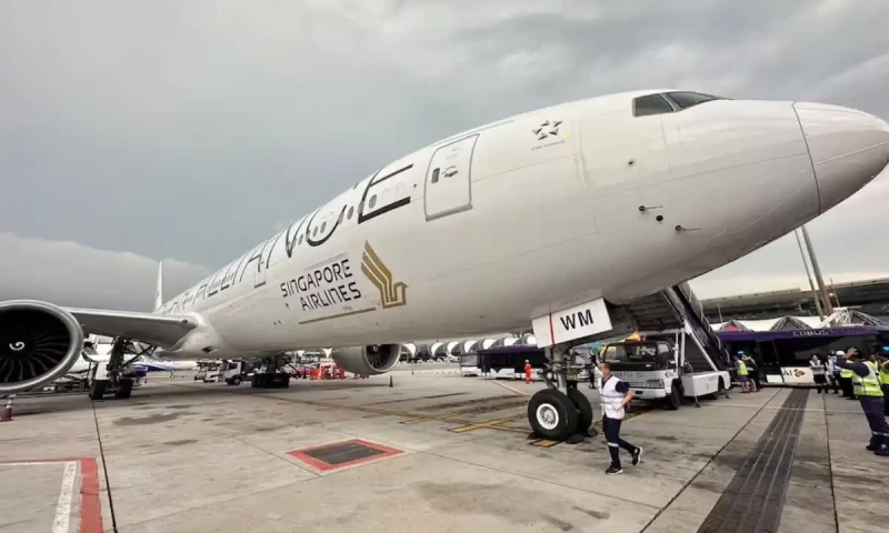 Singapore Airlines flight hit by turbulence leaving one dead, 30 injured