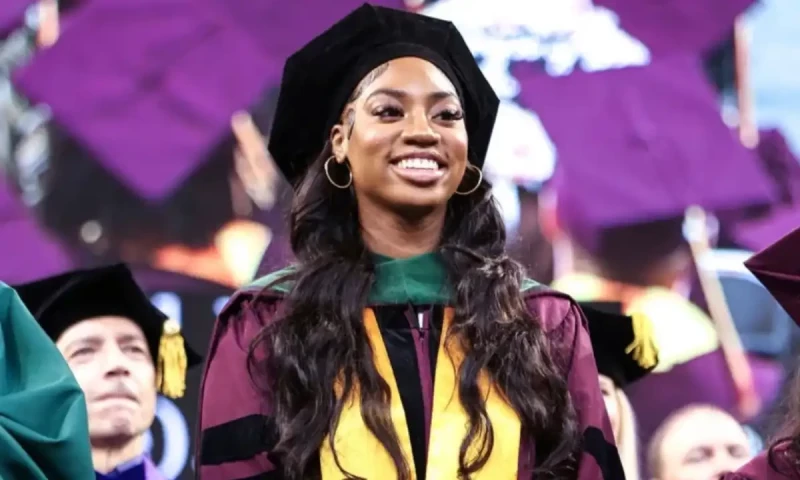 18-year-old Chicago teen youngest to receive doctoral degree