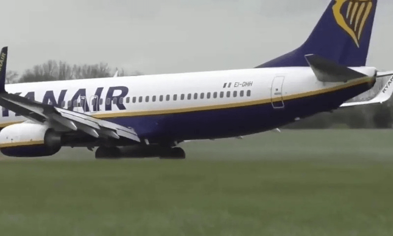 Flight delayed in Islamabad after tyre bursts