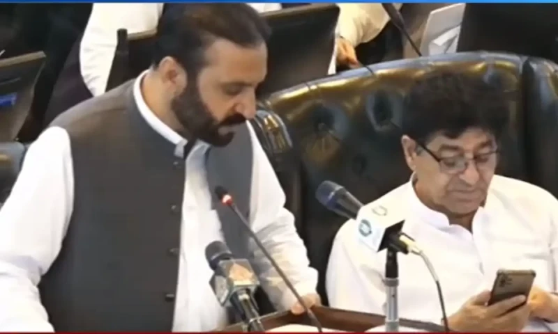 KP presents budget before Centre for the first time in Pakistan&rsquo;s history