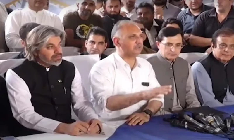PTI leaders camp outside demolished party office in Islamabad