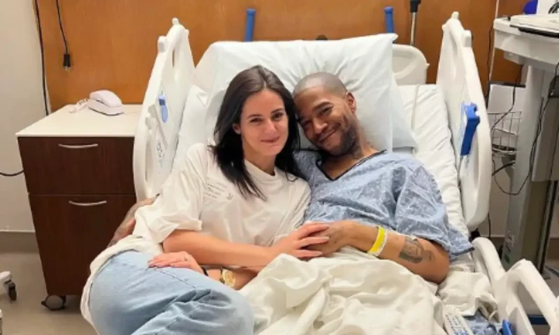 Rapper kid Cudi praises fianc&eacute;e&rsquo;s support during his second foot surgery