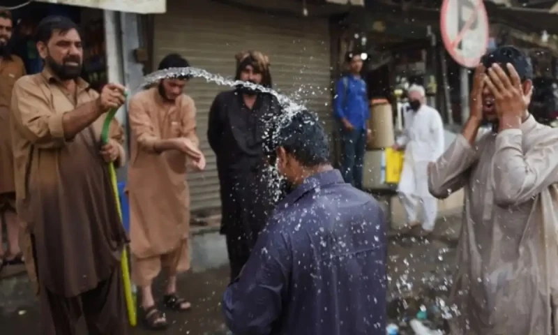 No chance of rain on Eid in Pakistan: chief meteorologist