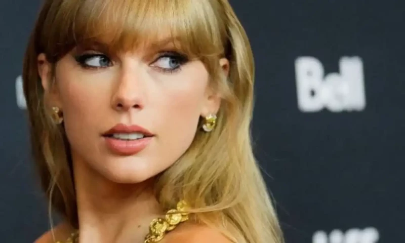 Swifties demand Taylor Swift speak up on Gaza conflict