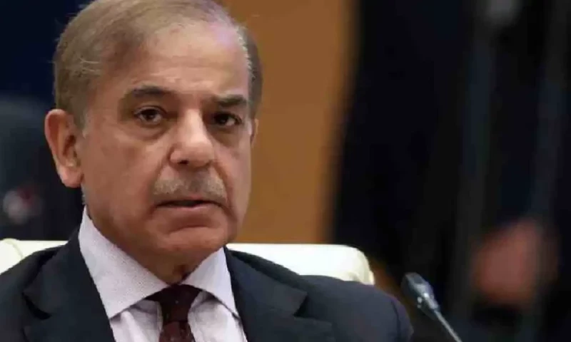 PM, PTV retract tweets on massive decrease in petroleum prices