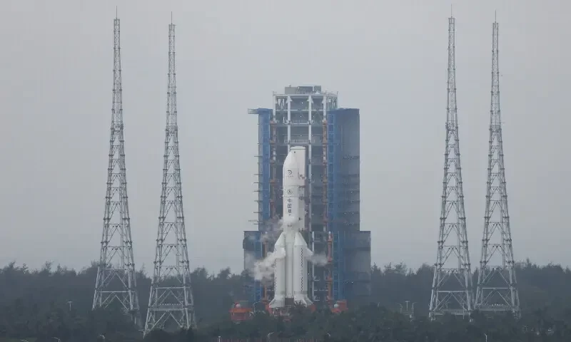 China probe successfully lands on far side of Moon