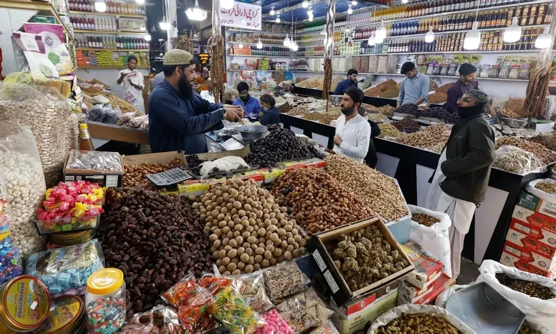 Pakistan inflation slows to lowest in 30 months