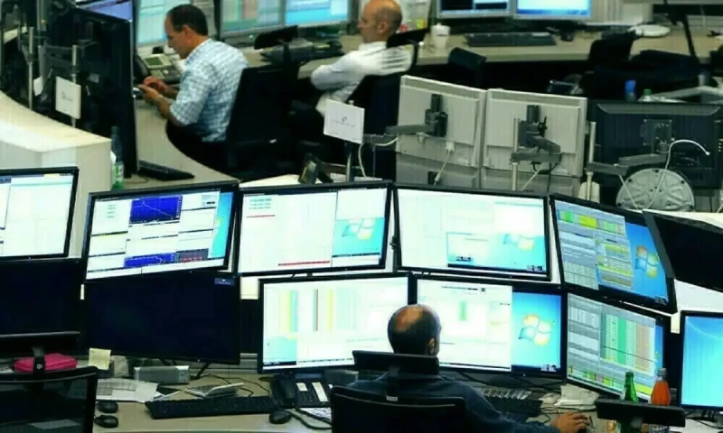 European stock markets drop at open