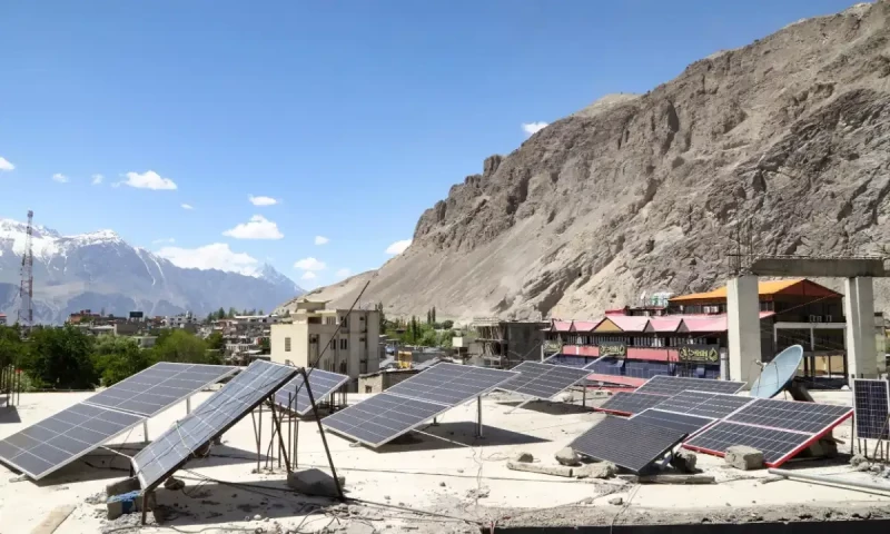 Pakistan power crisis deepened by mountain tourism