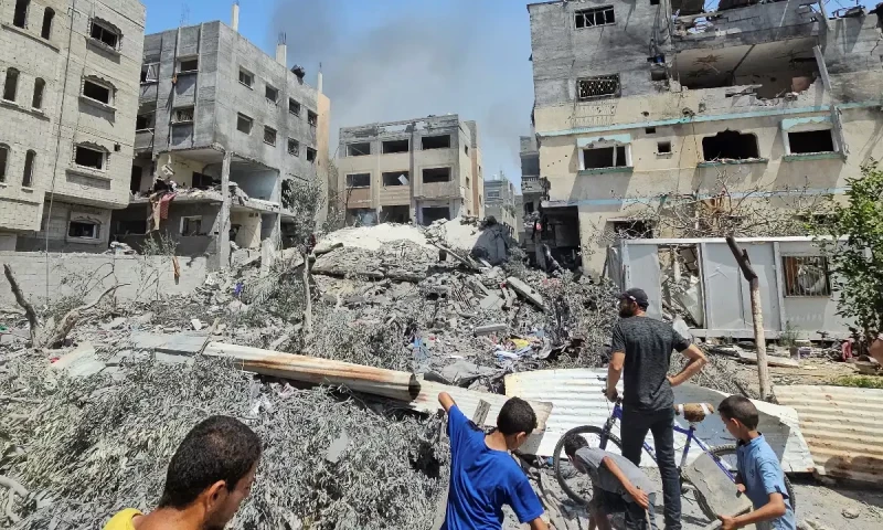 Hamas says Israel killed some of its hostages in operation on central Gaza&rsquo;s al-Nuseirat