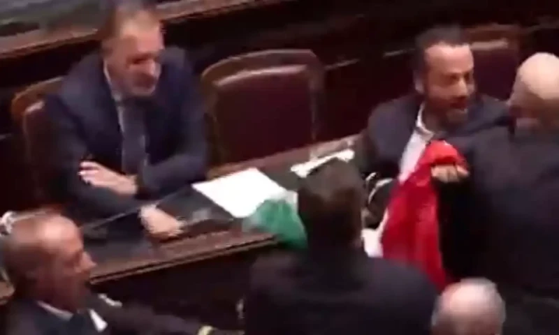 Brawl breaks out in Italian parliament ahead of G7 Summit