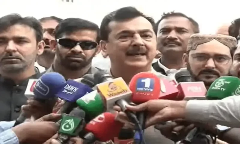 Gilani calls for implementing agreement between PPP, PML-N