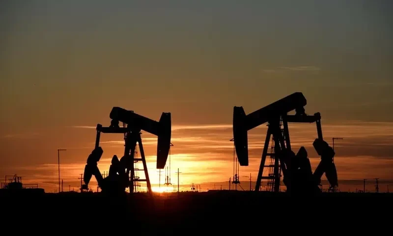Oil prices slip on weaker US consumer demand, rise in China output