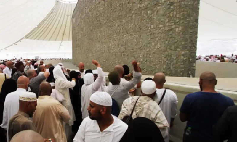 Extreme heat prompts Saudi govt to suspend Rami rituals