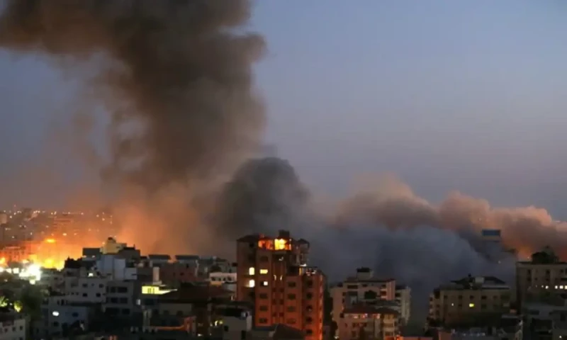 Israeli strikes kill 17 Palestinians in Nuseirat and Bureij refugee camps