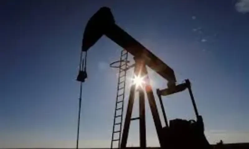 Oil prices stable as demand uncertainty persists