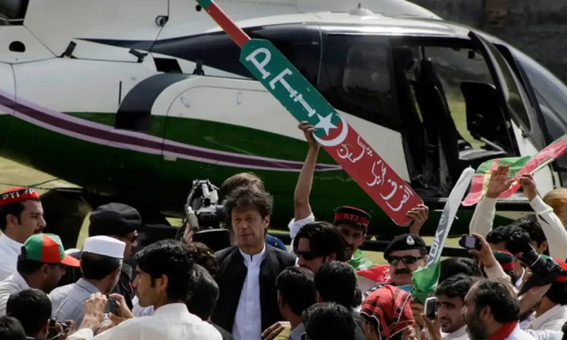 LHC seeks ECP&rsquo;s response on PTI&rsquo;s plea to restore bat symbol