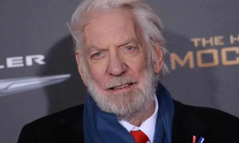 Actor Donald Sutherland dead at age 88: son