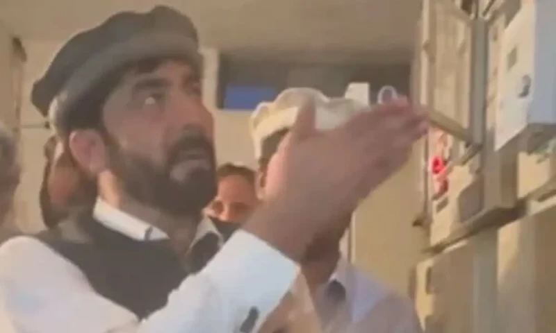 MNA Zubair Khan Wazir takes over Waziristan grid station