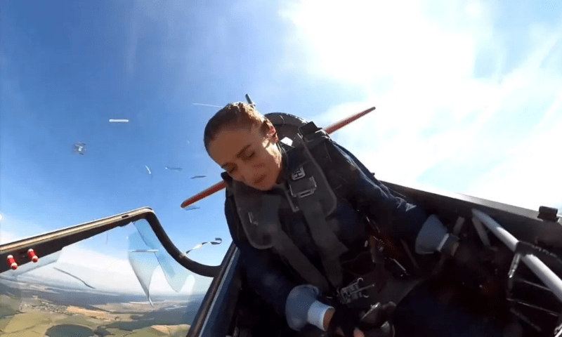 Dutch pilot lands plane safely after canopy bursts open mid-flight