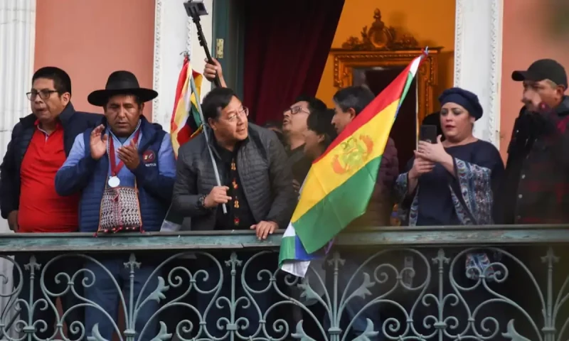 Bolivia coup attempt fails after military assault on presidential palace