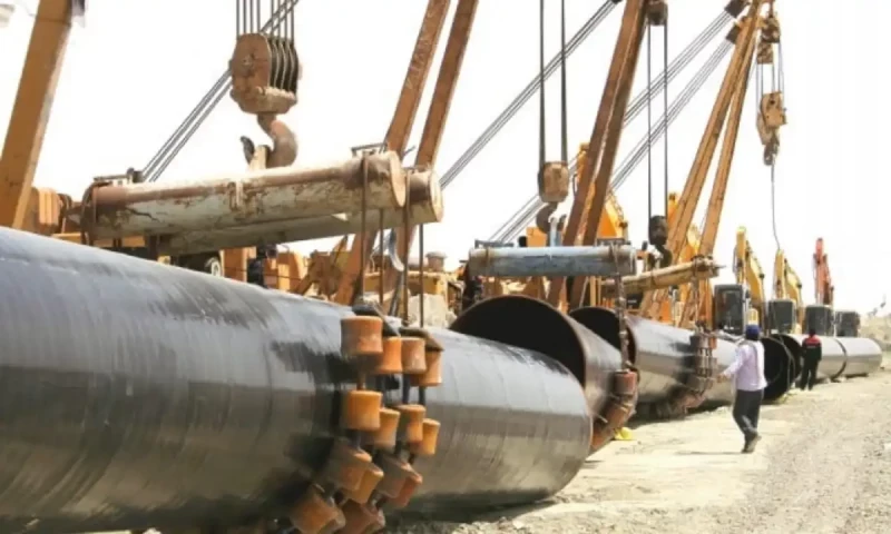 Gas pipeline blown up by unknown men in Mach