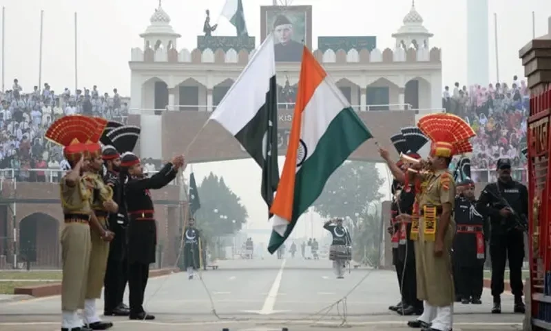 Pakistan, India exchange lists of prisoners