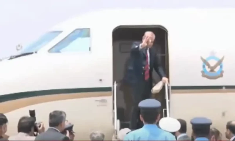 PM Shehbaz sets off for Tajikistan