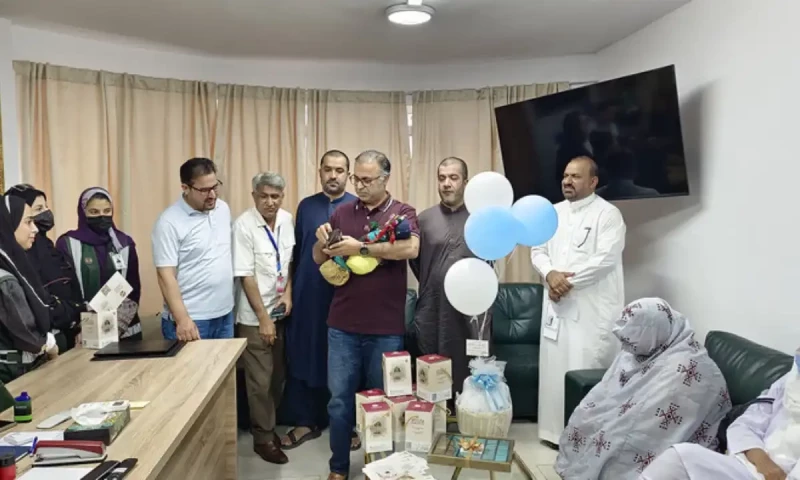 Hajj 2024: Pakistani pilgrim couple welcomes a baby boy
