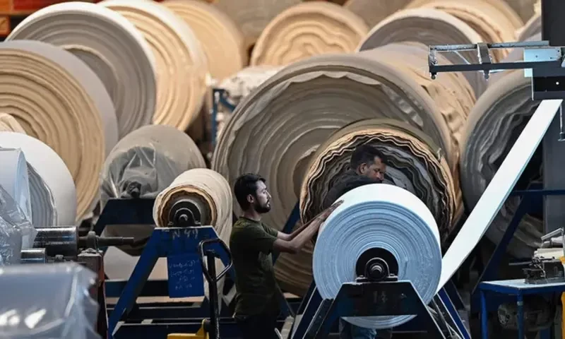 Textile factory in Karachi to shut operations