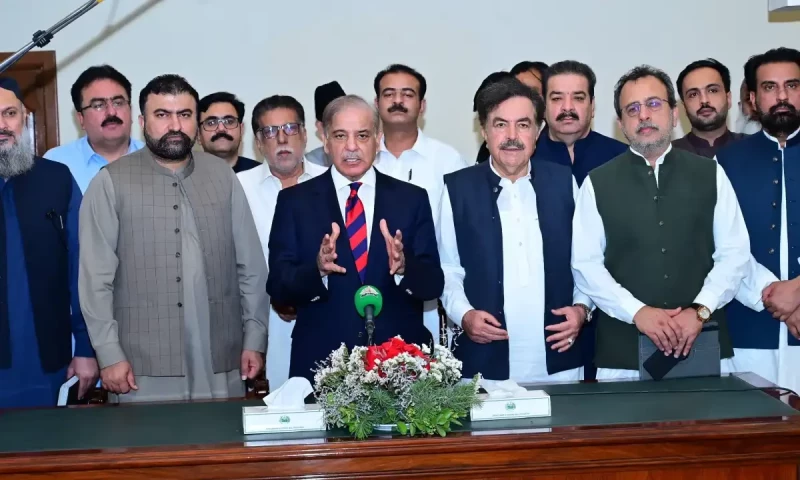 28,000 tube wells in Balochistan will be solarised: PM Shehbaz