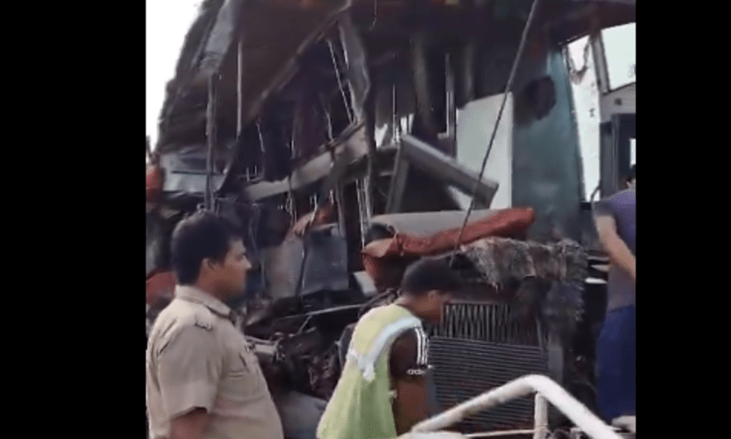 18 killed as bus gets mangled in traffic accident