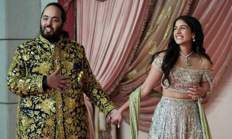 A big fat Indian wedding for the Ambani family to snarl Mumbai traffic