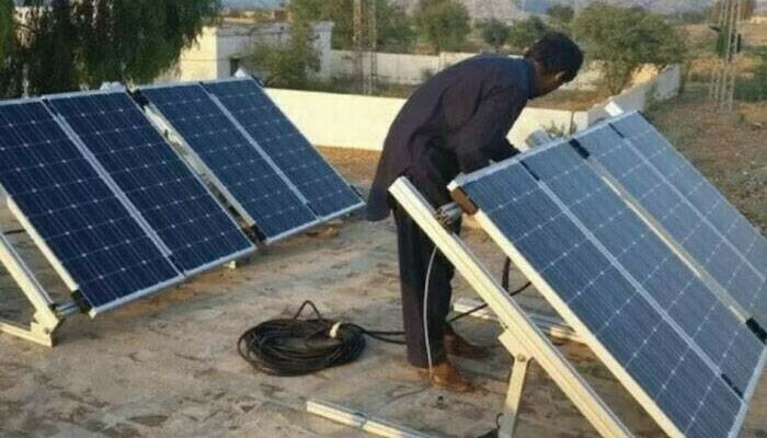 KP govt to provide free solar panels to low-income families