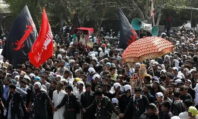 Karachi authorities seal off procession routes, issue traffic plan for Muharram 8, 9, 10