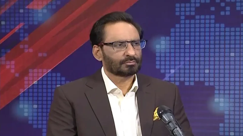 Pakistan&rsquo;s establishment should clear political mess, claims Javed Chaudhry