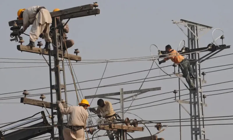Government &lsquo;backtracks&rsquo; from additional power projects