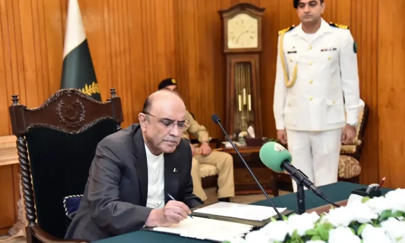 Pakistan raises minimum marriage age for Christians to 18 years