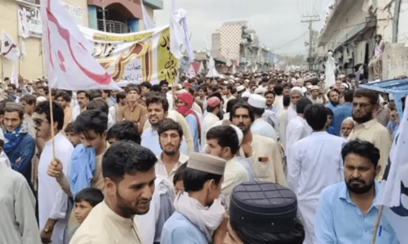 Police begins action on Bannu jirga demands, 8 arrested