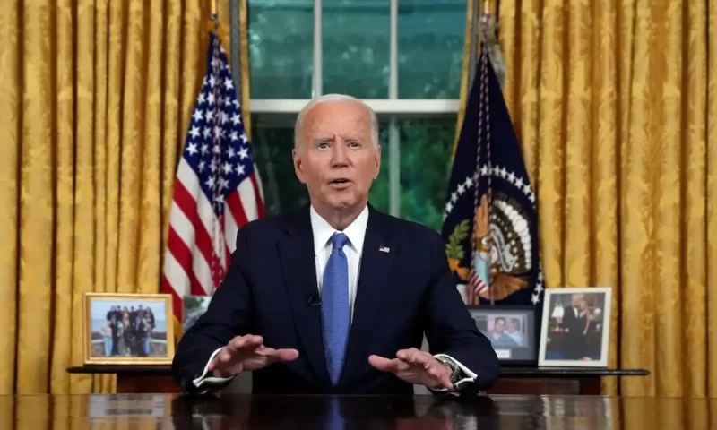 Biden says he&rsquo;s &lsquo;passing the torch&rsquo; to defend democracy in speech from Oval Office