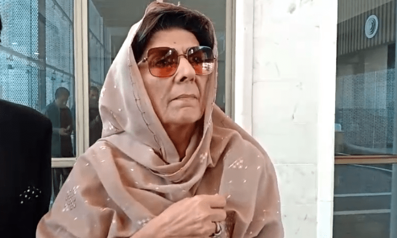 Imran wants army to be neutral: Aleema Khan