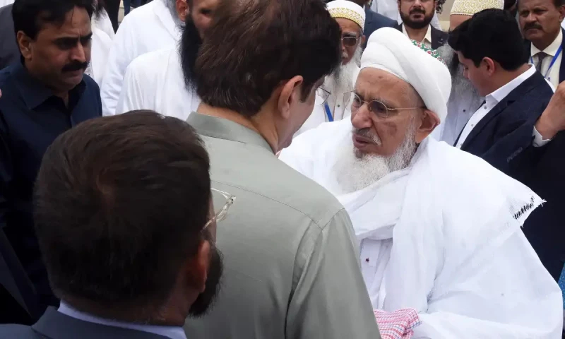 Dawoodi Bohra community leader Syedna Mufaddal concludes Pakistan visit