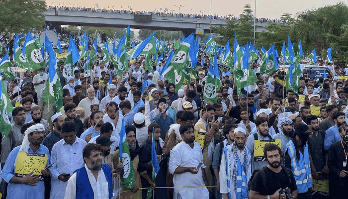 JI sit-in enters fifth day, more negotiations today