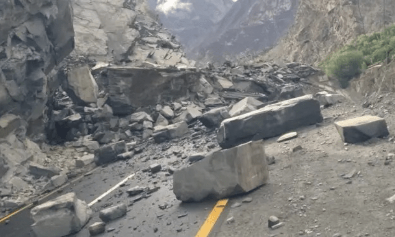 How local people helped stranded tourists in Naran