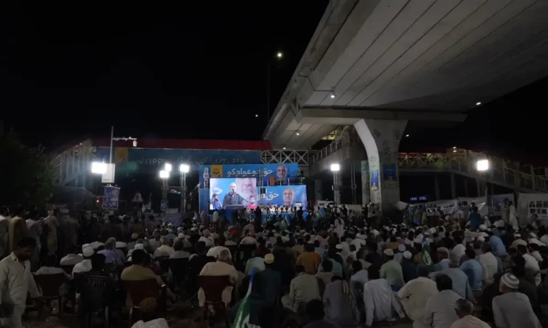 JI mulls &lsquo;pay no electricity bill campaign&rsquo; as party stages Karachi sit-in