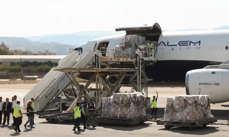 Lebanon receives medical aid, vacationers leave amid fears of war