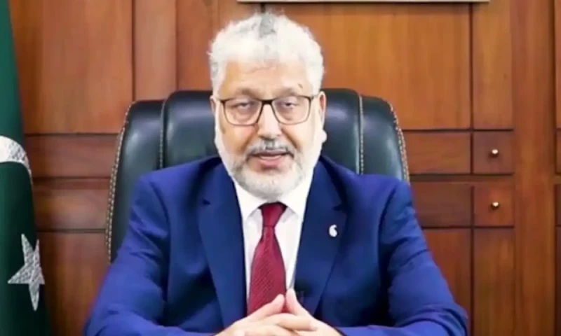 PM Shehbaz extends HEC Chairman Dr Mukhtar Ahmed tenure
