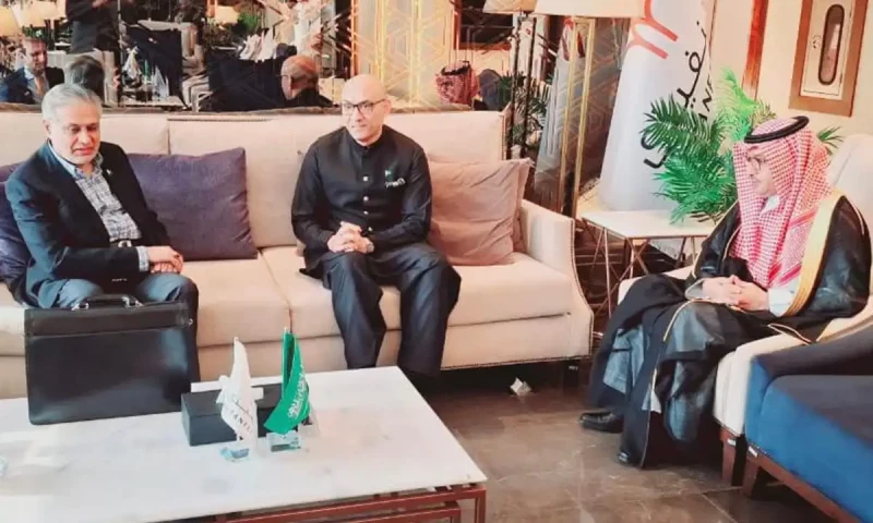 DPM Dar arrives in Jeddah for OIC moot on Israeli crimes