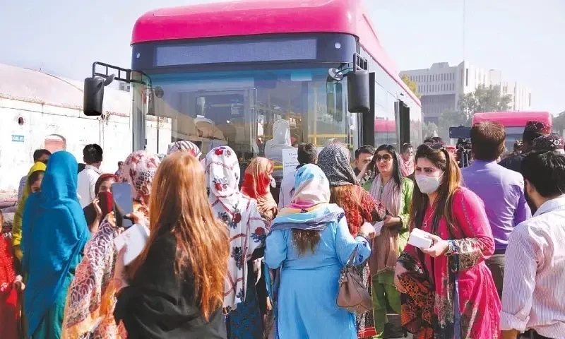 Govt introduces new Pink Bus services in Islamabad